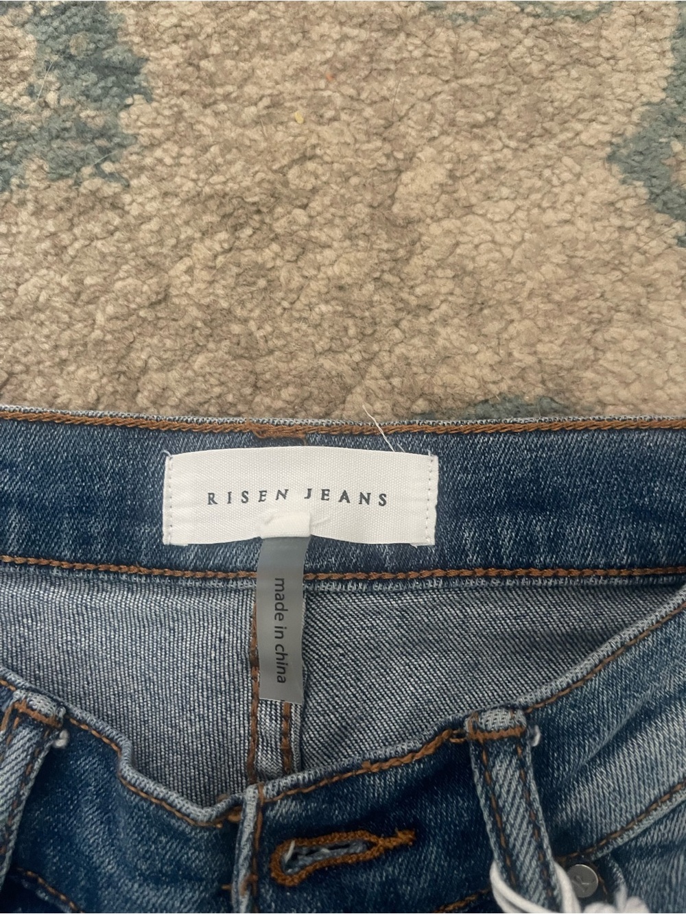 Risen V Dipped Wide Leg Dark wash jeans. NWT size 3/26 - Picture 5 of 9